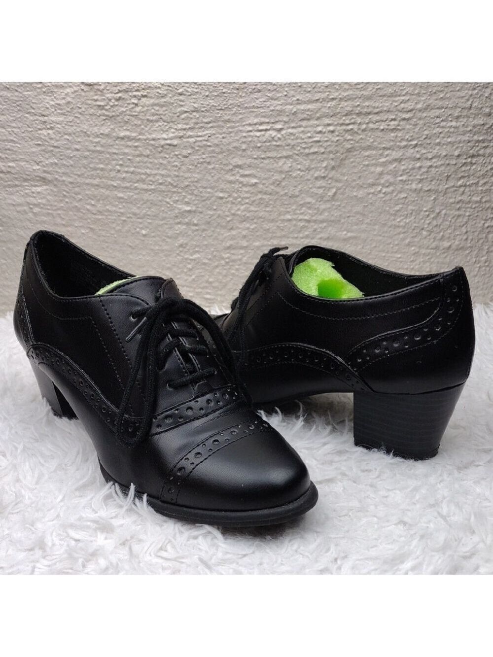 Comfort Plus By Predictions Black Faux Leather Lace up Block Heel Brogue Loafer